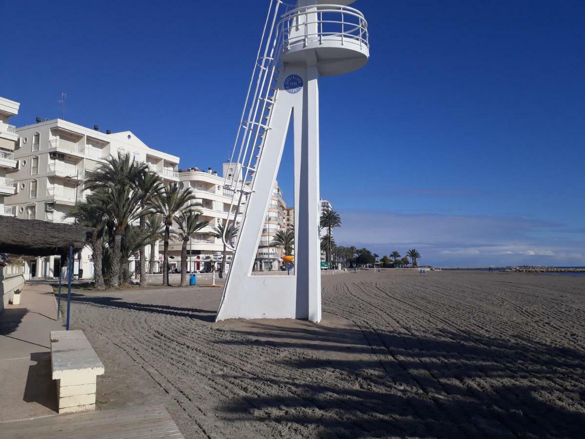 2 Bedroom'S Flat On The Beach, City Center, 1 Line Santa Pola Extérieur photo