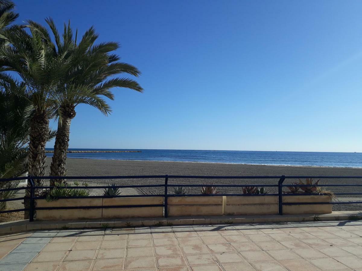 2 Bedroom'S Flat On The Beach, City Center, 1 Line Santa Pola Extérieur photo